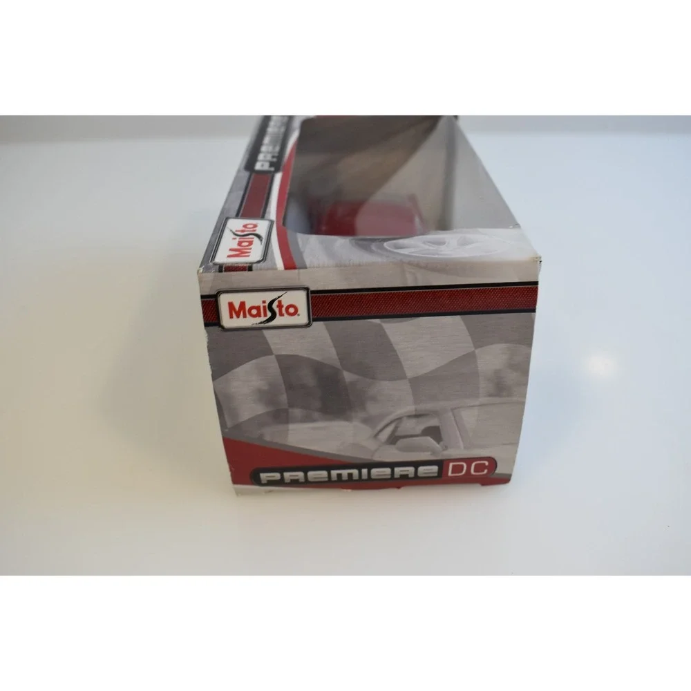 Maisto 1:24 Scale 1967 Ford Mustang GT Diecast Premiere DC NIB